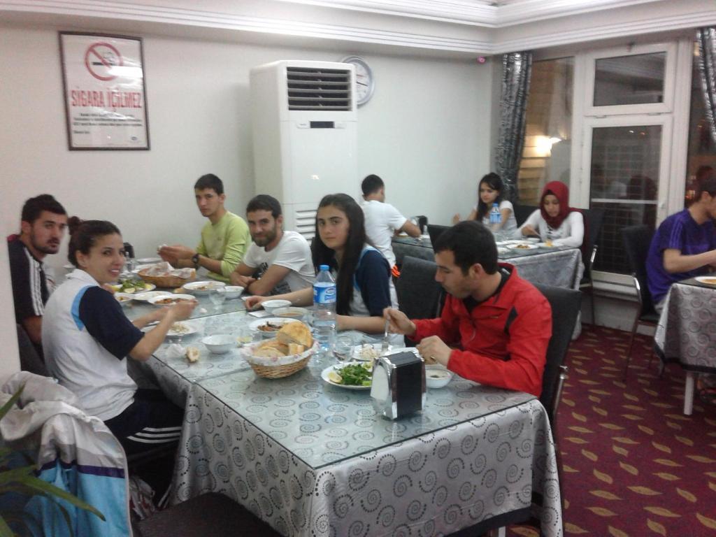 Burak Hotel Gaziantep Buitenkant foto